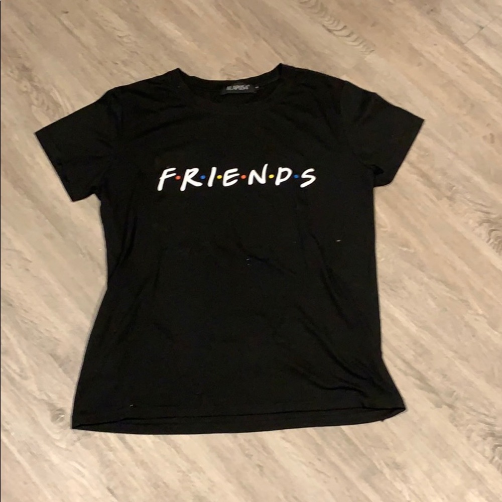 women’s original FRIENDS TV SHOW t-shirt
